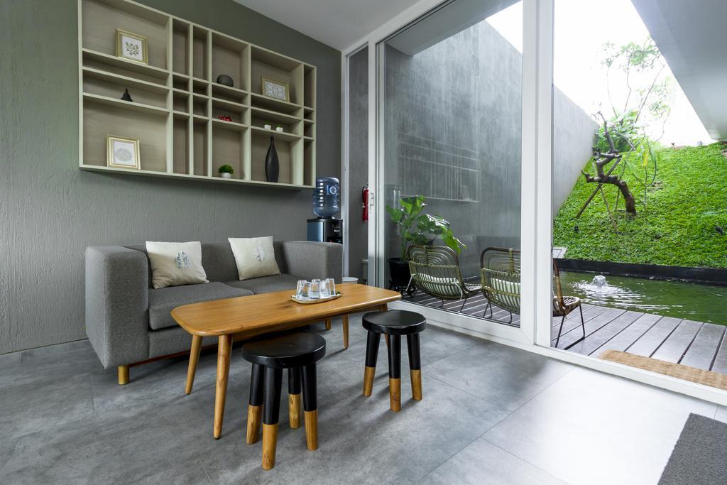 Reddoorz Plus Near Perbanas 雅加达 外观 照片